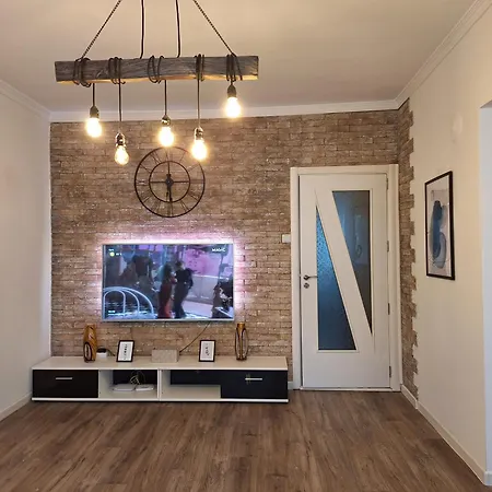 The Brick Apartmán